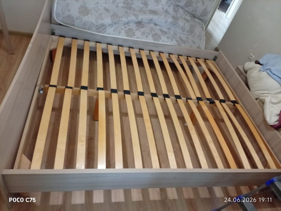 Отдам бесплатно кровать