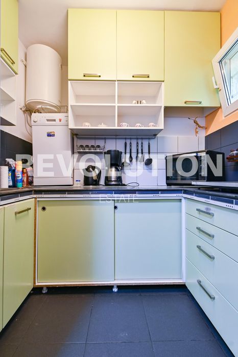 Дава се под наем Къща в София, Редута - 70 кв.м за 825 € - Снимка #2