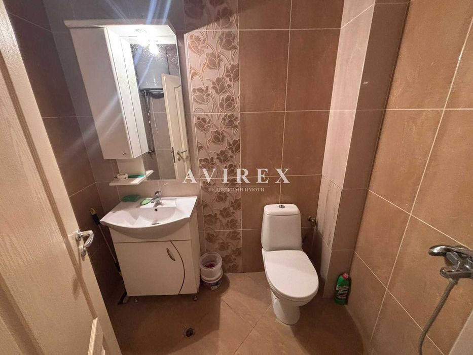 Дава се под наем Едностаен апартамент в Пловдив, Кючук Париж - 40 кв.м за 204 € - Снимка #4