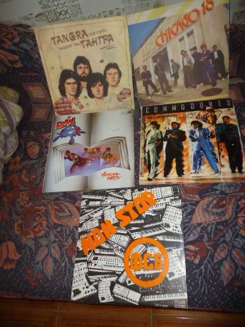 Коллекция Виниловых пластинок зарубежка советская и узбекская эстрады.