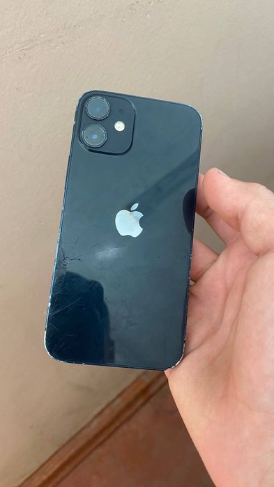 IPhone 12 mini ayblari bor