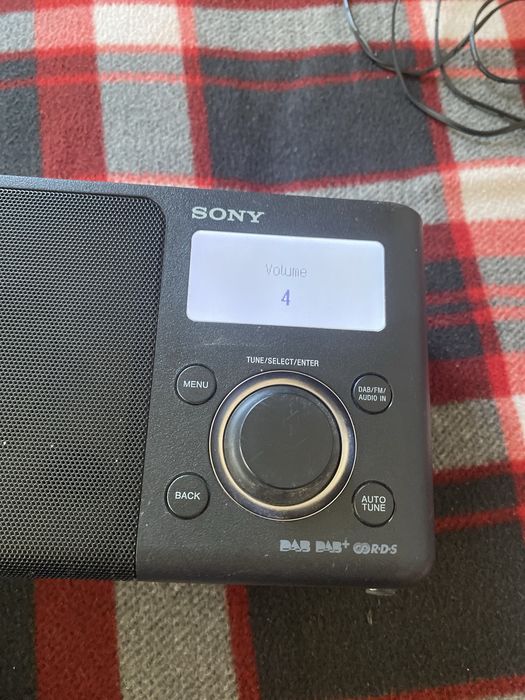 Продам радио SONY