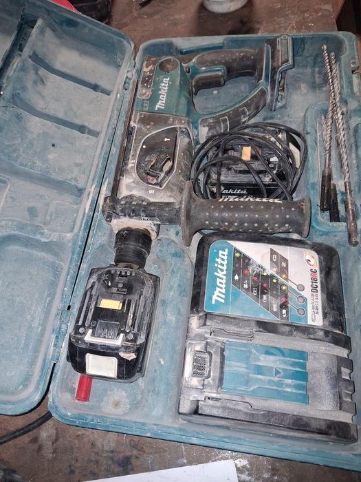 Перфоратор Макита