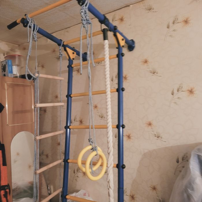 Продам шведскую стенку