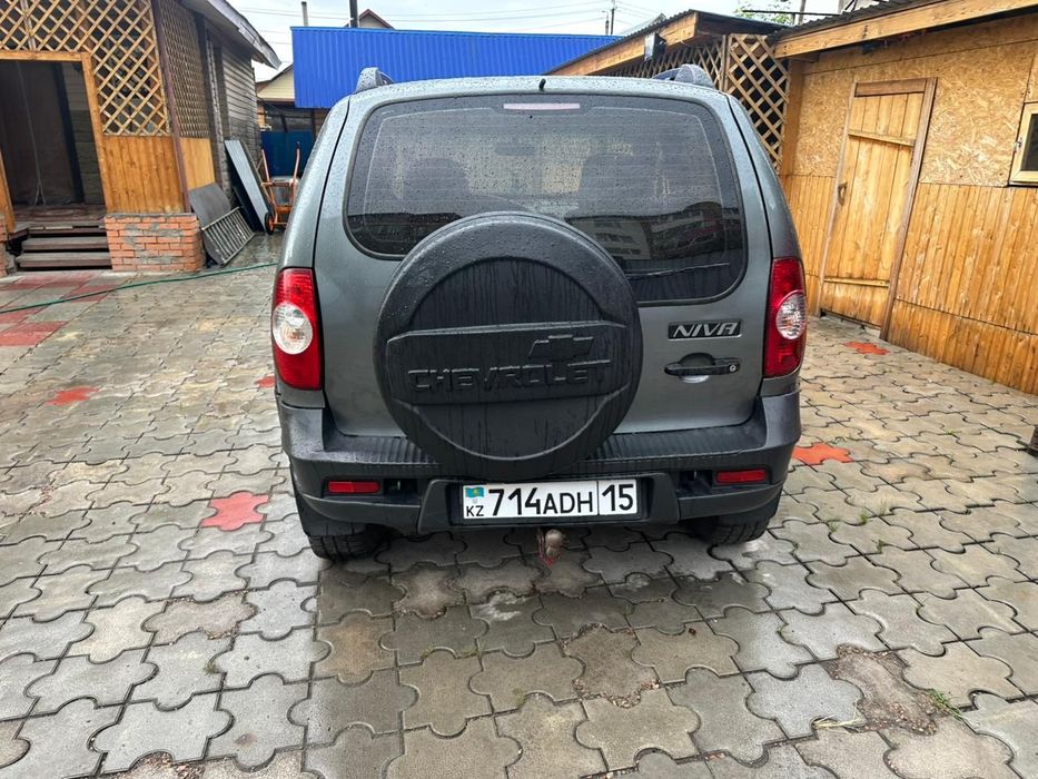 Продам ниву шевроле