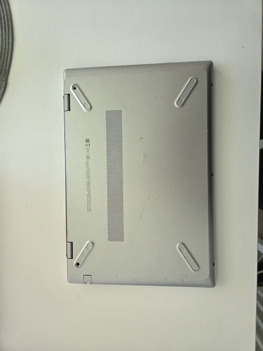 Laptop HP pavilion 14CE3