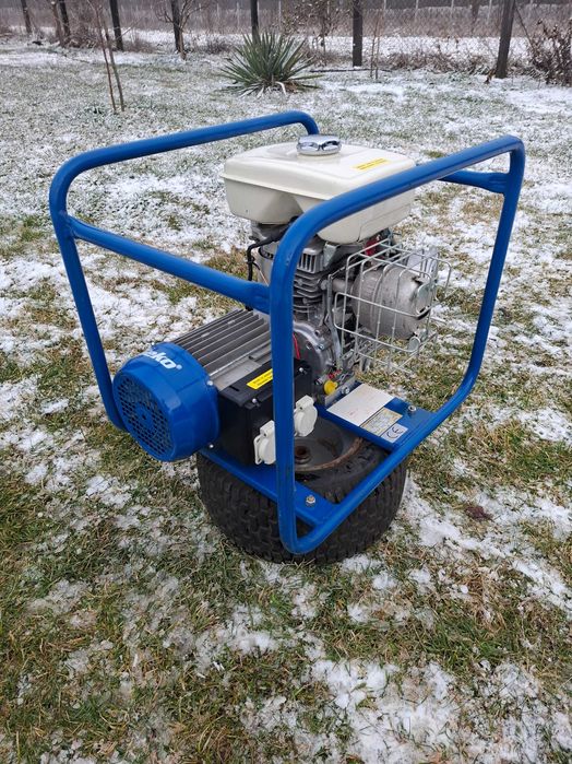 Generator curent/ honda