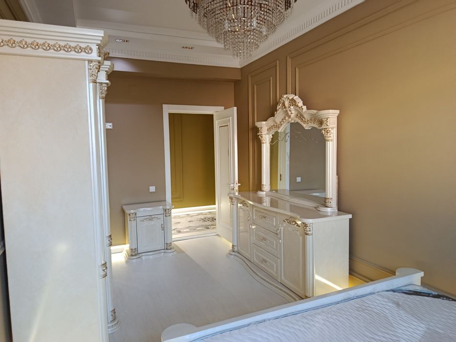 3 xonali, 92m2 kvartira sentirda