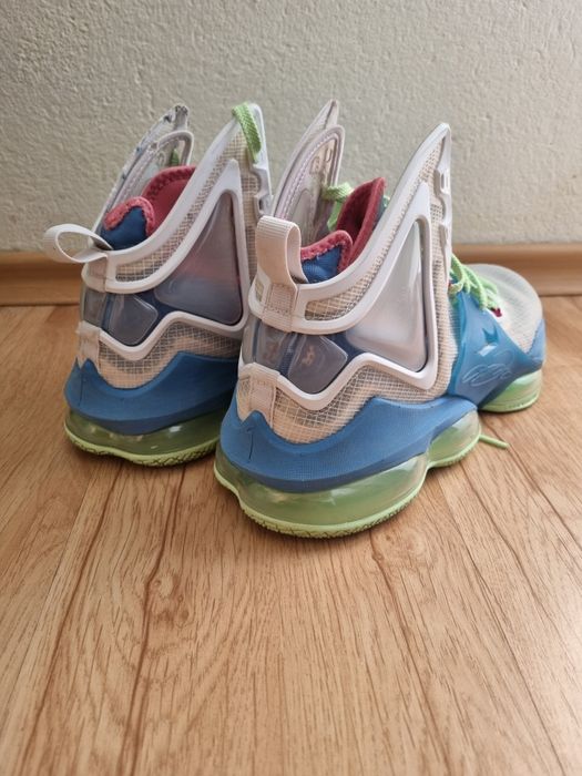 Nike LeBron 19 N44  28.5