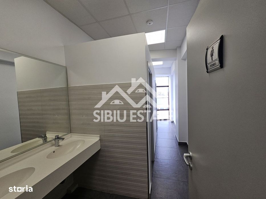 Spatiu de birouri de inchriat locatie centrala si vizibilitate buna