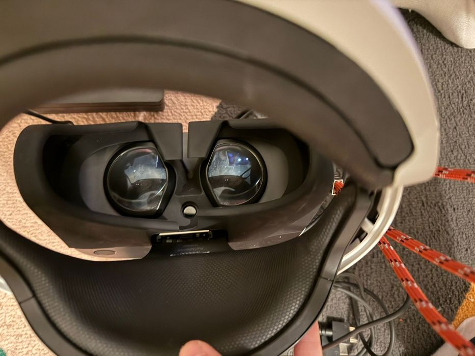 Ps4 vr cu joc astrobot in condiție ca nou