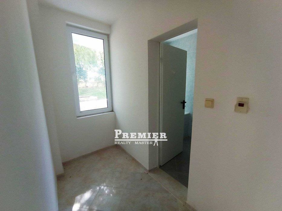 Продава се Едностаен апартамент в к.к. Слънчев бряг - 35 кв.м за 743 €/кв.м - Снимка #3