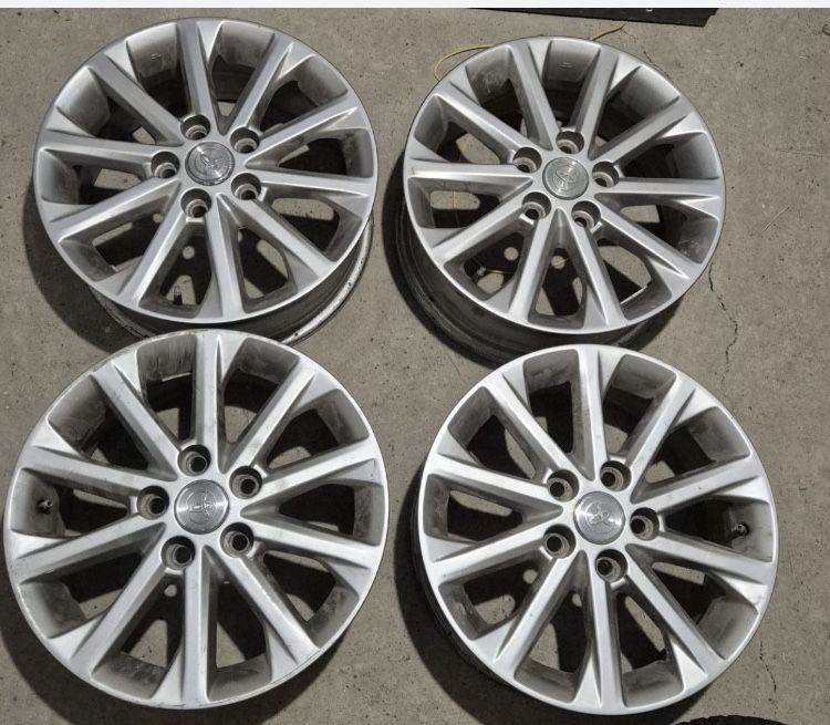 Диски от камри 50 r16 оригинал