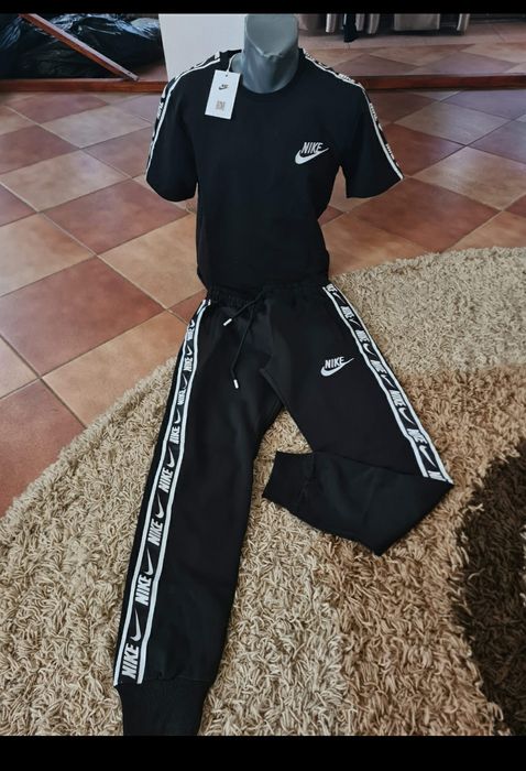 Compleu bărbați nike