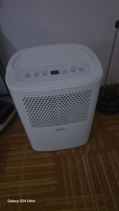 Обезвлажнител Haier