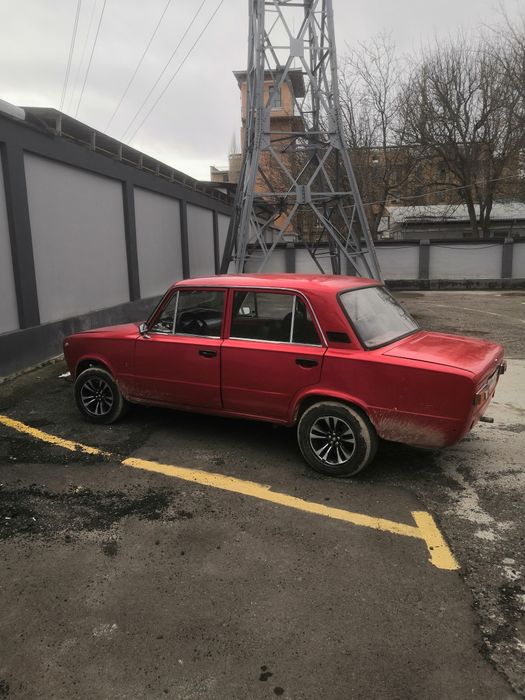 Jiguli 2111 sotiladi