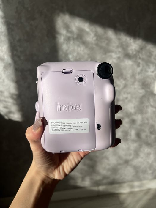 Продам Instax Mini 12