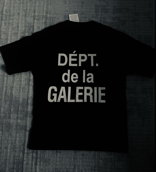 Gallery dept тениска