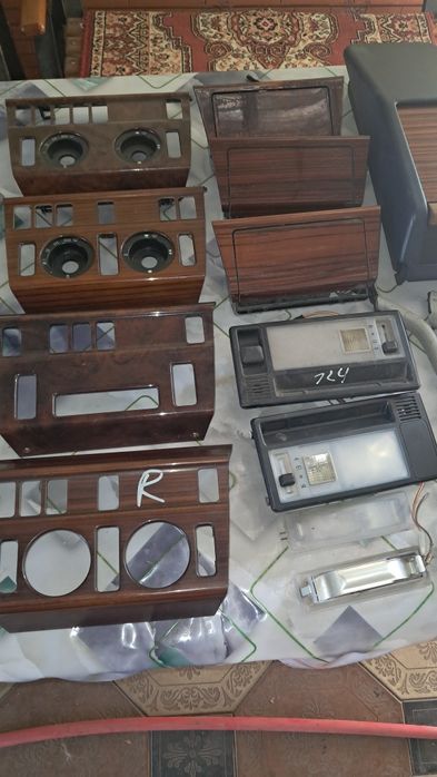 Мерс.124 е магнитола оригинал.