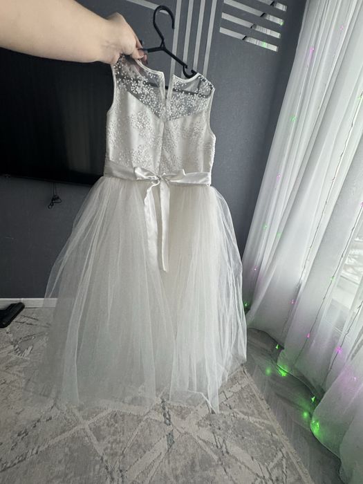 Детское , бальное платье