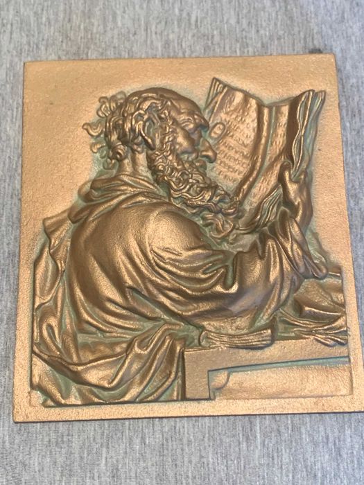 бронзов релефен плакет на философ