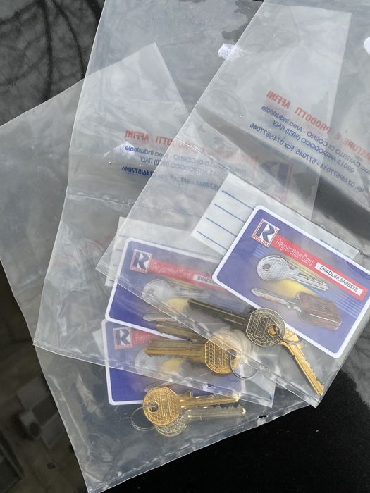 Програматор за ключалка Rielda mod.503 и RS1 Риелда с пет ключа