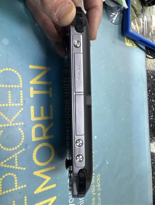 PS Vita PCH1003, OLED