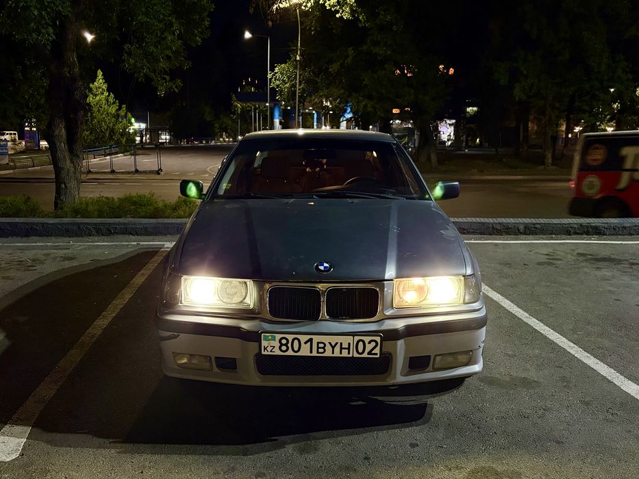 BMW e36 318is продажа
