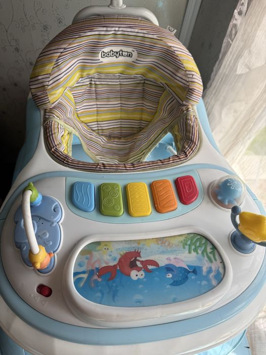 Продам ходунки детские