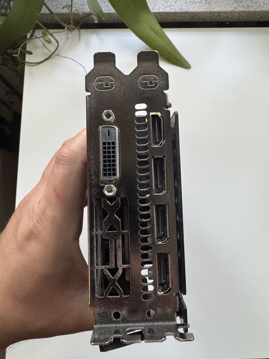 GPU Xfx RX 570 8GB
