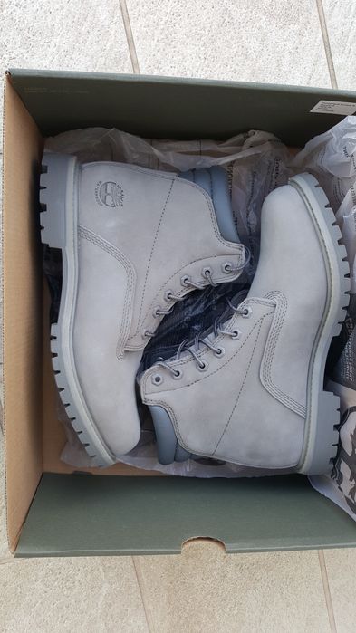 Bocanci Timberland Waterville 6In Basic Stee
Cod produs: A1HMA