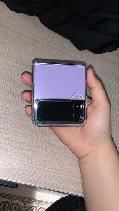 Samsung galaxy z flip 4