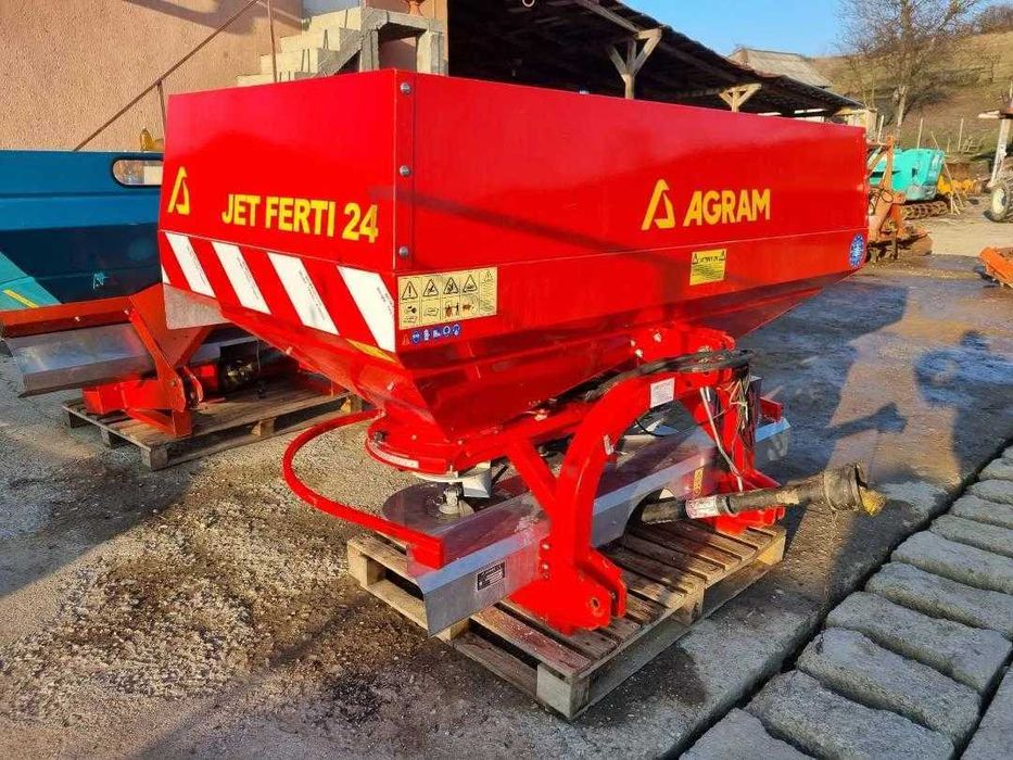 Mig Mea Distribuitor ingrasaminte azot Kuhn an 2022 Amazone Sulky