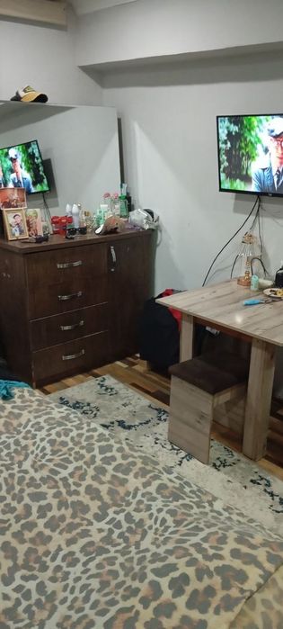 Продается СРОЧНО!!! Бывшое общежитие. 1/1/1. Мирзо улугбекский район.