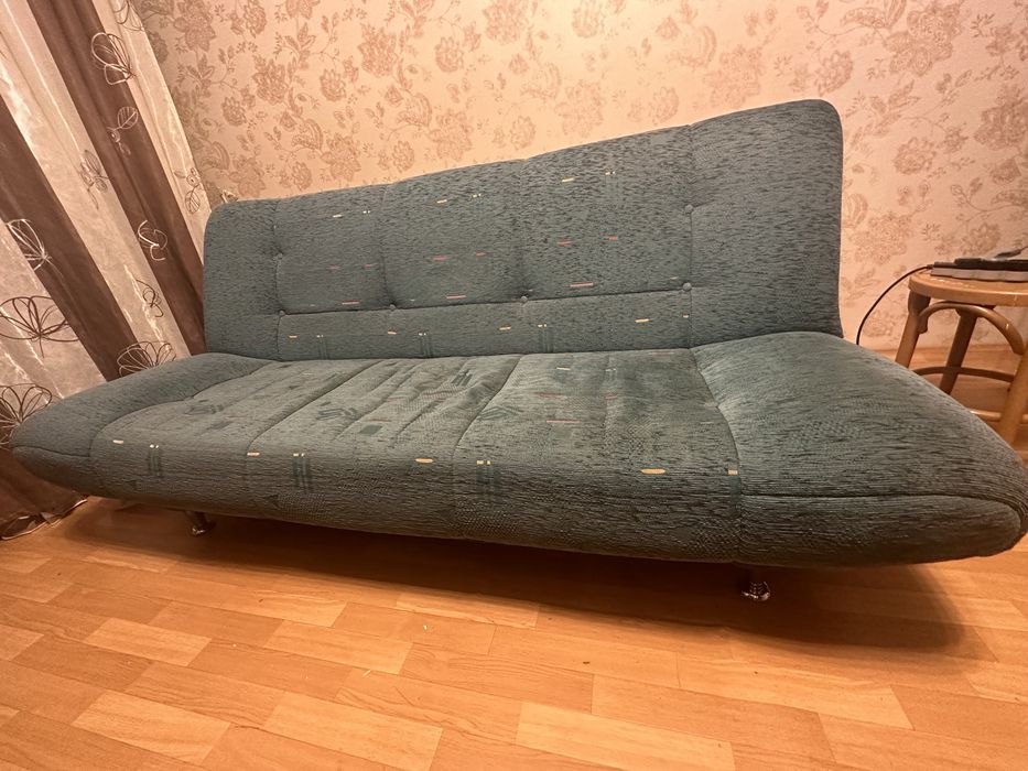 Диван комфортный и просторный