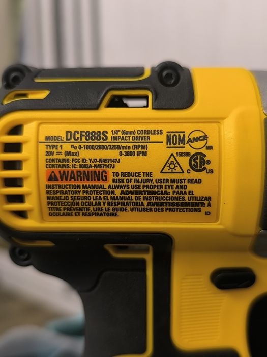 Импакт Dewalt DCF888S (DCF887).
