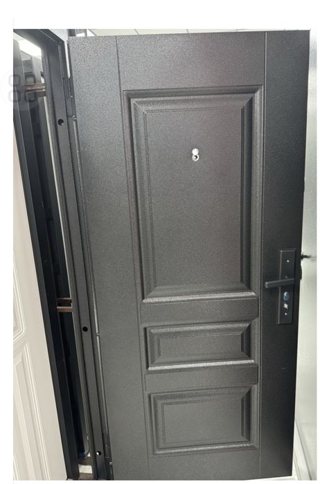 Входная дверь Металлическая!