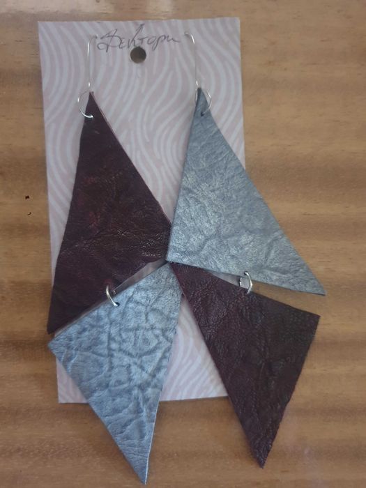 Ръчна изработка кожени обеци