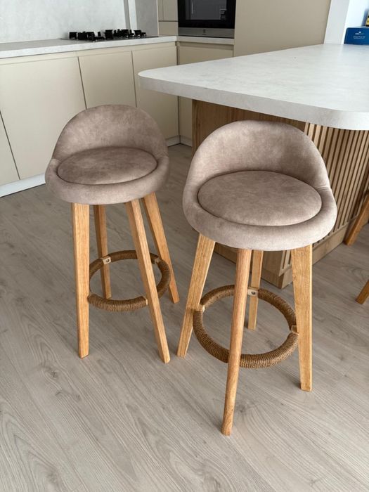Set 4 scaune de bar lemn si catifea impermeabila, usor de curatat (noi)