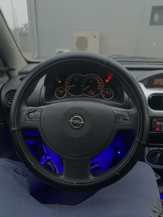 Vand opel corsa c