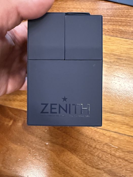 Zenith Defy Skyline 40 mm