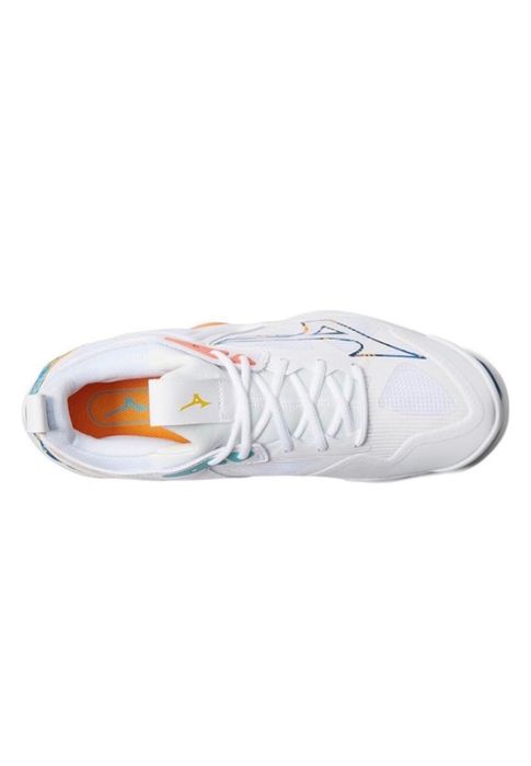 Mizuno momentum 3
