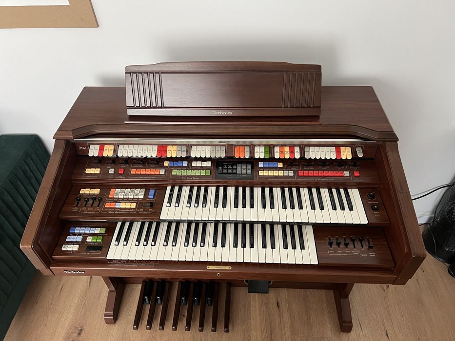 Vand orga Technics U90 cu claviatura dubla