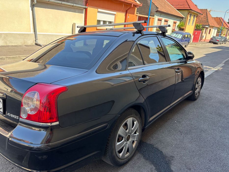 Vand Toyota Avensis T25 1.8 benzina/ 2008