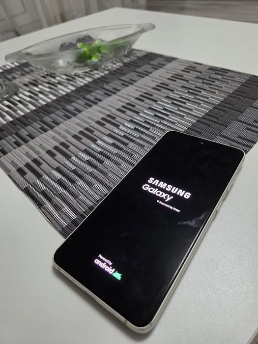 Se vinde Samsung S21 FE