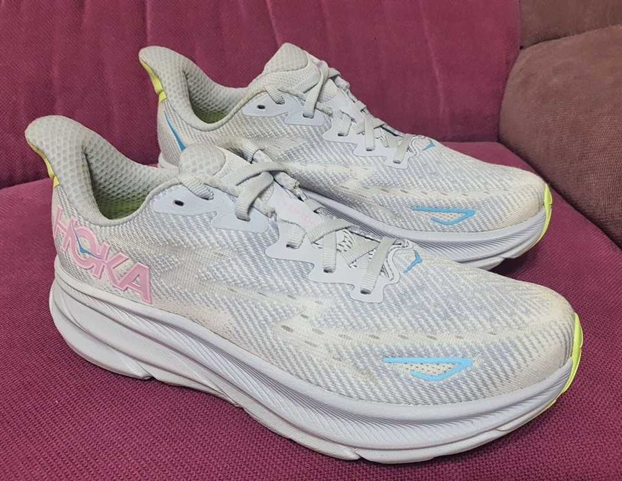 Adidasi alergare HOKA Clifton 9 marimea 41 1/2