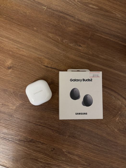 Samsung galaxy buds2