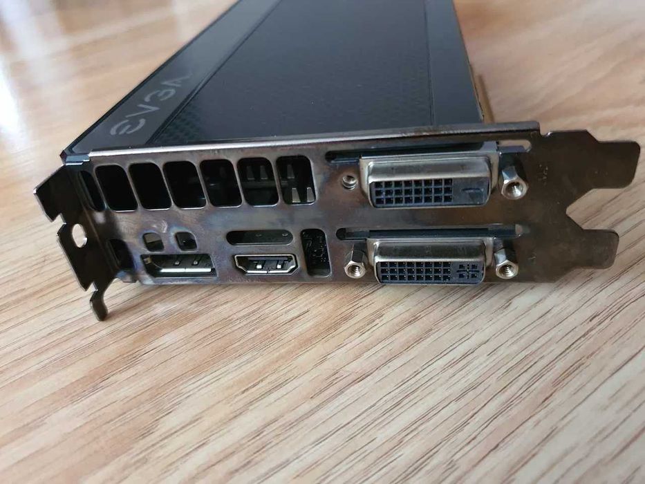 Placa video EVGA GeForce GTX 660 SuperClocked 2GB GDDR5 192-bit