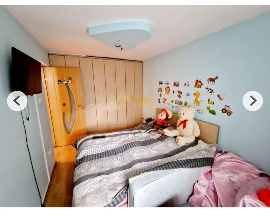Inchiriez apartament