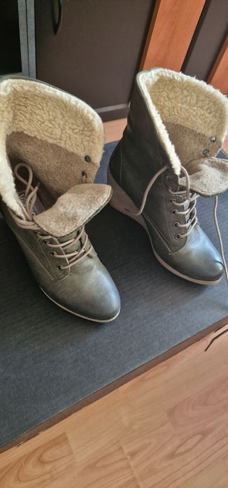 Ghete piele si îmblănite de iarna